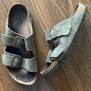 Women’s Birkenstock Arizona Soft Footbed Sandal